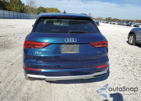 2020 Audi Q3 Premium z USA, uszkodzony, nr VIN WA1AECF35L1124816